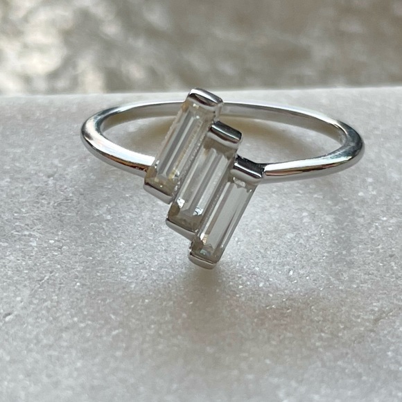 3 Baguette Ring - price firm - Picture 2 of 8